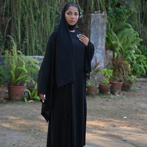 Design No,007 "Elegance Redefined: Regular Abaya Collection"